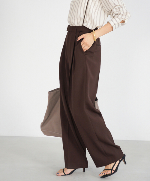 IENA（イエナ）の「サスペンダーダブルクロスパンツ（スラックス・レディース・カーキ/ブラック/ブラウン・40/38/36/34）」の11枚目の写真