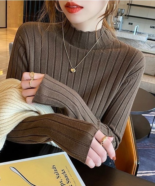 Beststore(ベストストア)の「ボトルネック リブニット 長袖(ニット/セーター・レディース・ホワイト/ベージュ系その他/ピンク/ブラウン/グリーン/パープル/イエロー/オレンジ/ダークブルー/ブラック/ライトベージュ/グレー/ブルー/ダークグリーン/ローズ・FREE)」の4枚目の写真