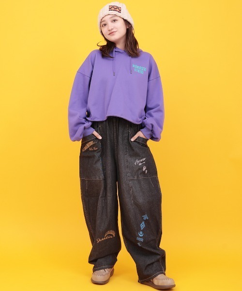 チチカカ（チチカカ）の「Orale! バックロゴショートスウェットフーディー（パーカー・レディース・ホワイト/パープル/オレンジ/ブラック・FREE）」の9枚目の写真