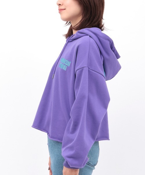 チチカカ（チチカカ）の「Orale! バックロゴショートスウェットフーディー（パーカー・レディース・ホワイト/パープル/オレンジ/ブラック・FREE）」の17枚目の写真