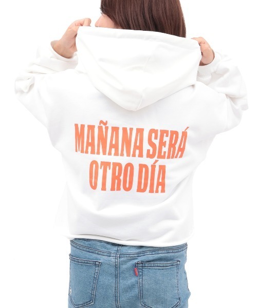 チチカカ（チチカカ）の「Orale! バックロゴショートスウェットフーディー（パーカー・レディース・ホワイト/パープル/オレンジ/ブラック・FREE）」の18枚目の写真