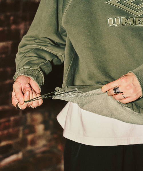 UMBRO(アンブロ)の「UMBRO / アンブロ 417別注 スウェット(スウェット・メンズ・ブラック系その他/カーキ/ネイビー・MEDIUM/LARGE)」の20枚目の写真