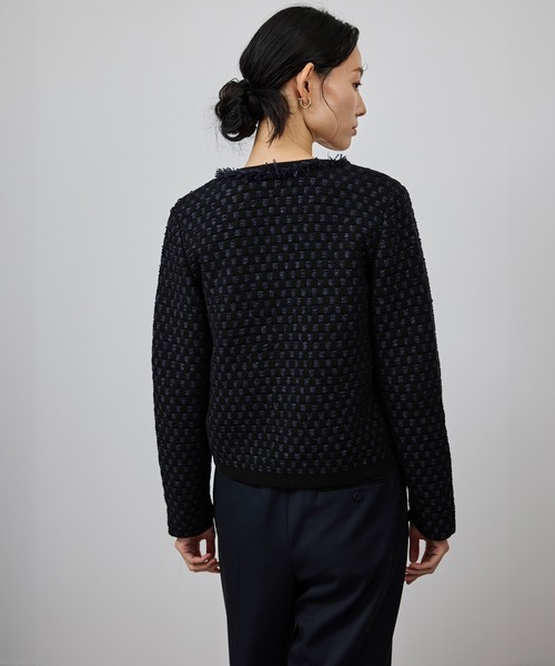 ROPE'(ロペ)の「ニットフリンジジャケット(ノーカラージャケット・レディース・ネイビー/キナリ・36/38)」の17枚目の写真