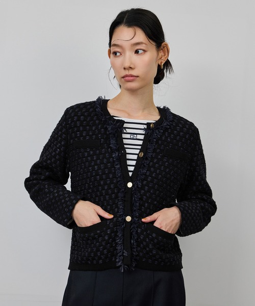 ROPE'(ロペ)の「ニットフリンジジャケット(ノーカラージャケット・レディース・ネイビー/キナリ・36/38)」の3枚目の写真