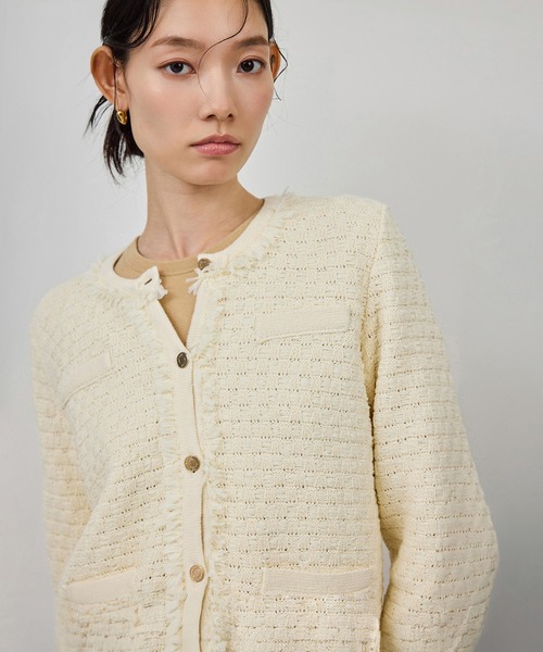 ROPE'(ロペ)の「ニットフリンジジャケット(ノーカラージャケット・レディース・ネイビー/キナリ・36/38)」の22枚目の写真