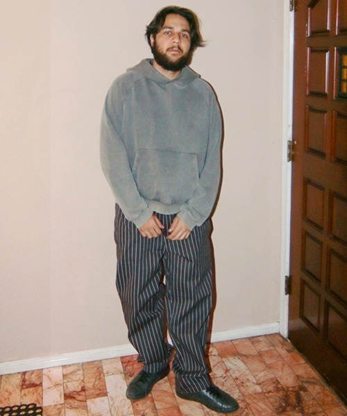 COOKMAN（クックマン）の「Cookman クックマン シェフパンツ Chef Pants Semiwide Herringbone Stripe Charcoal（その他パンツ・メンズ・チャコールグレー・MEDIUM/LARGE）」の3枚目の写真