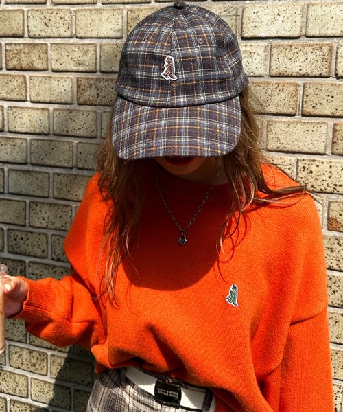 DOUBLE NAME（ダブルネーム）の「【m:rex】ミニ恐竜ワッペンチェックキャップ（キャップ・レディース・ライトグレー/ブラック・FREE）」の6枚目の写真
