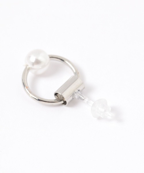 LAKOLE（ラコレ）の「チューブパール樹脂ポストピアス / 592909（ピアス（両耳用）・レディース・ブラウン/その他1/ブラック・FREE）」の5枚目の写真