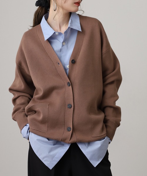 OMNES（オムネス）の「スウェットライクニットVネック長袖カーディガン（カーディガン/ボレロ・レディース・ブラック/モカ/グレー・FREE）」の14枚目の写真