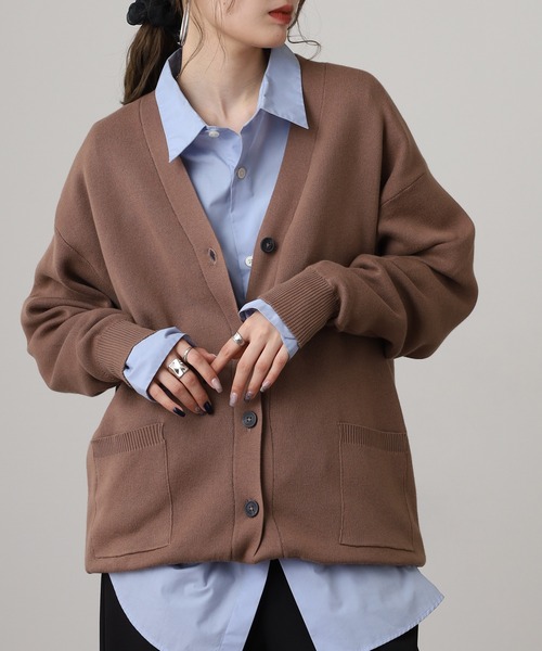 OMNES（オムネス）の「スウェットライクニットVネック長袖カーディガン（カーディガン/ボレロ・レディース・ブラック/モカ/グレー・FREE）」の15枚目の写真