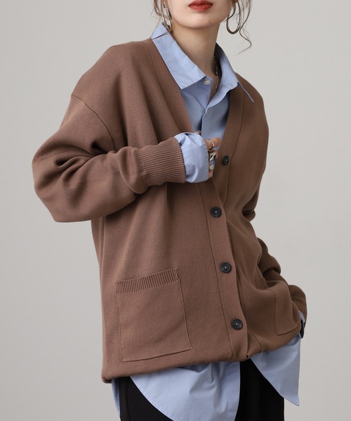 OMNES（オムネス）の「スウェットライクニットVネック長袖カーディガン（カーディガン/ボレロ・レディース・ブラック/モカ/グレー・FREE）」の16枚目の写真