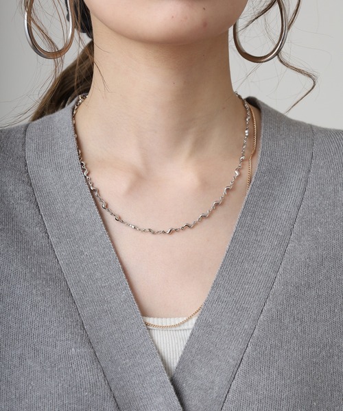 OMNES（オムネス）の「スウェットライクニットVネック長袖カーディガン（カーディガン/ボレロ・レディース・ブラック/モカ/グレー・FREE）」の21枚目の写真