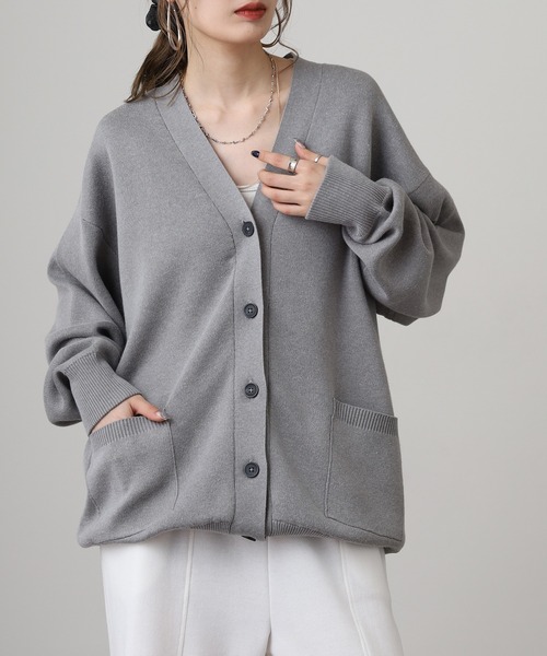 OMNES（オムネス）の「スウェットライクニットVネック長袖カーディガン（カーディガン/ボレロ・レディース・ブラック/モカ/グレー・FREE）」の9枚目の写真