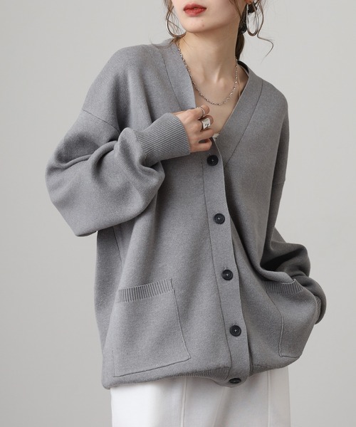 OMNES（オムネス）の「スウェットライクニットVネック長袖カーディガン（カーディガン/ボレロ・レディース・ブラック/モカ/グレー・FREE）」の10枚目の写真