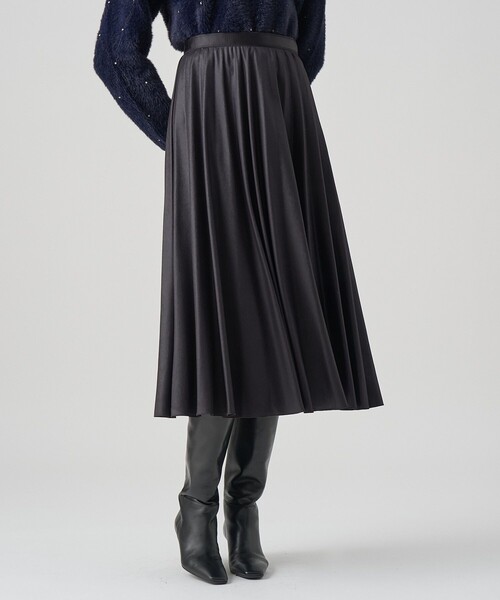 未使用近ANAYI レザーライクサテンプリーツスカートモカ フレアスカート36 ANAYI（アナイ） スカート レザーライクサテンプリーツ スカート