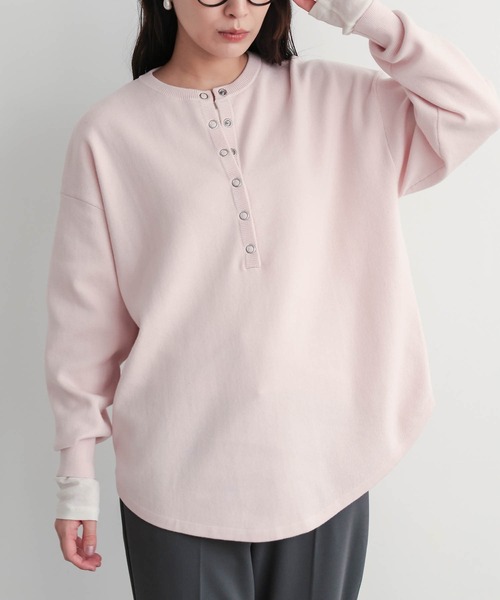 for/c（フォーシー）の「[新色追加]スウェットライクヘンリーネックニット【サスティナブル】（ニット/セーター・レディース・ブラック/グレー/オフホワイト/ピンク・M/L/LL/S）」の14枚目の写真