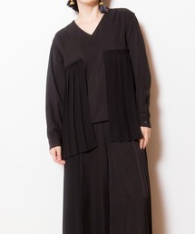 レイヤードプリーツブラウス