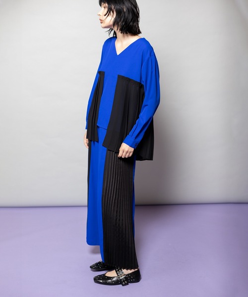 OSMOSIS（オズモーシス）の「レイヤードプリーツブラウス（シャツ/ブラウス・レディース・ライトカーキ/ブルー/ブラック・ONE SIZE）」の12枚目の写真