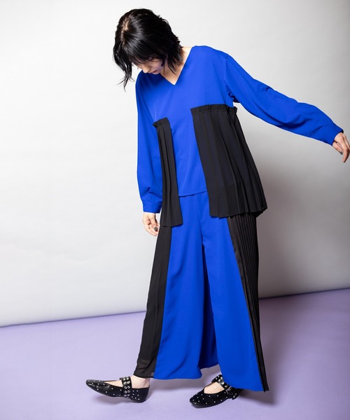 OSMOSIS（オズモーシス）の「レイヤードプリーツブラウス（シャツ/ブラウス・レディース・ライトカーキ/ブルー/ブラック・ONE SIZE）」の16枚目の写真