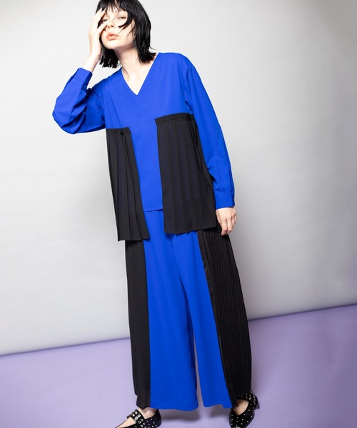 OSMOSIS（オズモーシス）の「レイヤードプリーツブラウス（シャツ/ブラウス・レディース・ライトカーキ/ブルー/ブラック・ONE SIZE）」の18枚目の写真