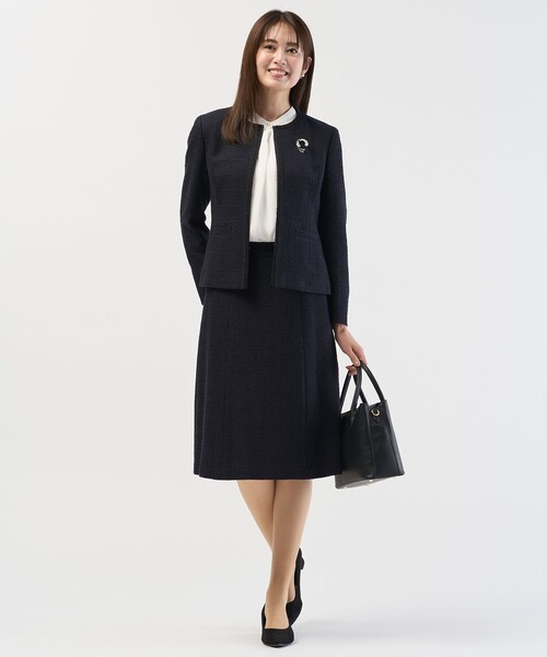J.PRESS Ladies(J.プレス レディス)の「バックサテンジョーゼット カットソー(Tシャツ/カットソー・レディース・ライトグレー系/ホワイト系・SMALL)」の5枚目の写真
