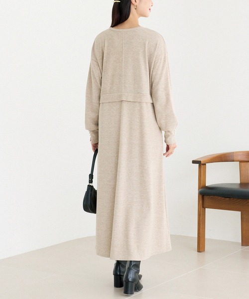 LAVEANGE(ラビアンジェ)の「袖パールニットライクワンピース(ワンピース・レディース・ベージュ/ブラック・M/LL/3L/4L/5L)」の7枚目の写真