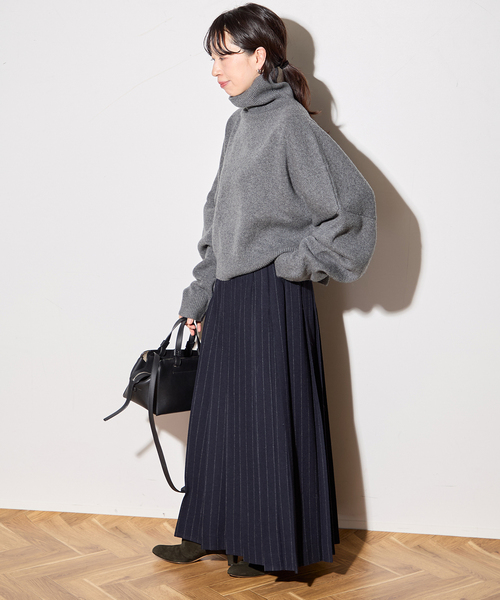 journal standard L'essage(ジャーナルスタンダードレサージュ)の「【R2W/アールツーダブリュー】FARBER SEMI CROP TURTLE KN:ニット(ニット/セーター・レディース・チャコールグレー/パープル・1)」の5枚目の写真