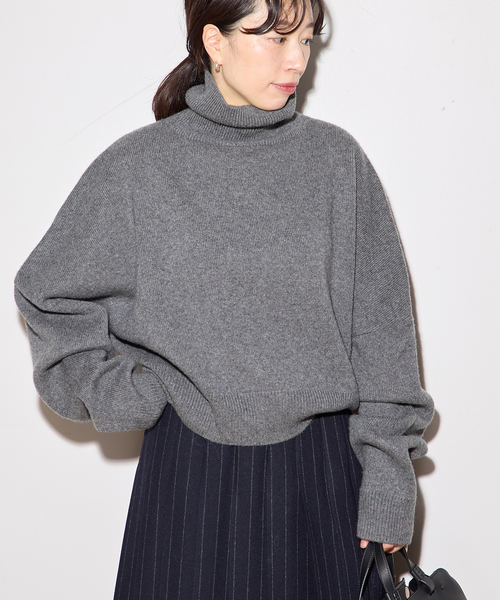 journal standard L'essage(ジャーナルスタンダードレサージュ)の「【R2W/アールツーダブリュー】FARBER SEMI CROP TURTLE KN:ニット(ニット/セーター・レディース・チャコールグレー/パープル・1)」の8枚目の写真