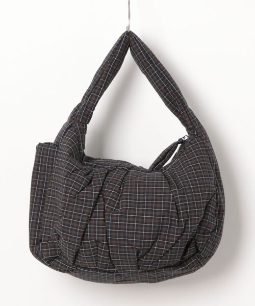 HOOK(フック)の「HOOK for girls チェック柄 キルティング ミニショルダー バッグ(ハンドバッグ・レディース・カーキ/レッド/その他1・FREE)」の4枚目の写真