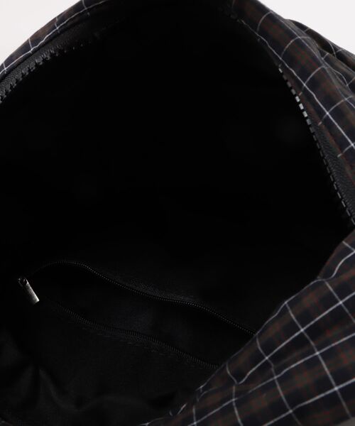 HOOK(フック)の「HOOK for girls チェック柄 キルティング ミニショルダー バッグ(ハンドバッグ・レディース・カーキ/レッド/その他1・FREE)」の6枚目の写真