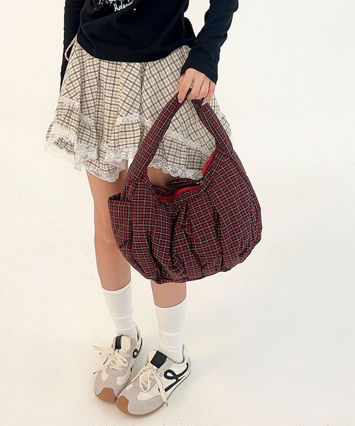 HOOK(フック)の「HOOK for girls チェック柄 キルティング ミニショルダー バッグ(ハンドバッグ・レディース・カーキ/レッド/その他1・FREE)」の9枚目の写真
