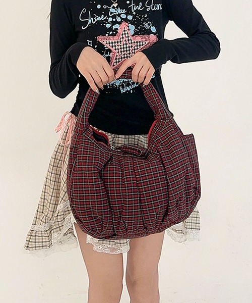 HOOK(フック)の「HOOK for girls チェック柄 キルティング ミニショルダー バッグ(ハンドバッグ・レディース・カーキ/レッド/その他1・FREE)」の12枚目の写真