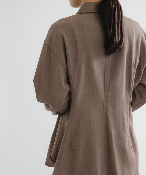URBAN RESEARCH（アーバンリサーチ）の「new basic　WOOL TWILL SHAPE SHIRTS（シャツ/ブラウス・レディース・ベージュ/オフホワイト・FREE）」の9枚目の写真