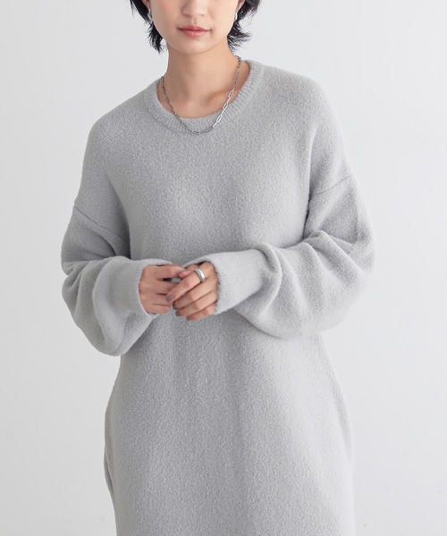 for/c(フォーシー)の「フェザーニットワンピース【サスティナブル】(ワンピース・レディース・ライトグレー/ブラック・L/M)」の6枚目の写真