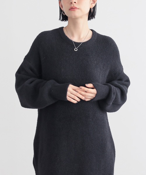 for/c(フォーシー)の「フェザーニットワンピース【サスティナブル】(ワンピース・レディース・ライトグレー/ブラック・L/M)」の19枚目の写真