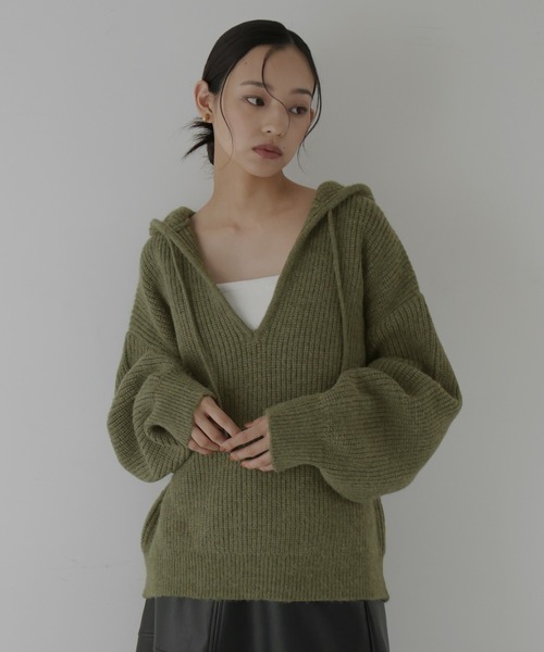 フード付きニットプルオーバー（パーカー）｜hellam（へラム）の