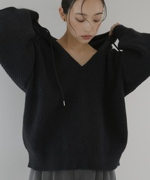hellam（へラム）の「フード付きニットプルオーバー（パーカー）」