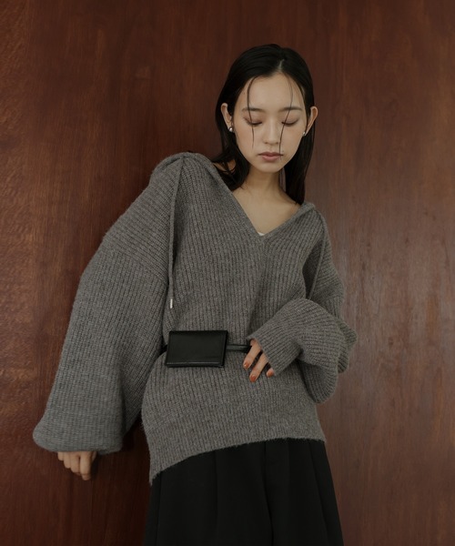 フード付きニットプルオーバー（パーカー）｜hellam（へラム）の