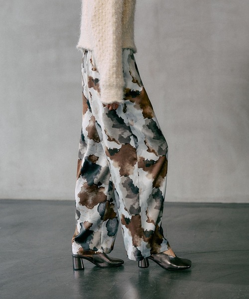 LEPSIM（レプシィム）の「イージーサテン柄パンツ　606860（その他パンツ・レディース・ブラウン系その他/ブルー系その他・FREE）」の13枚目の写真