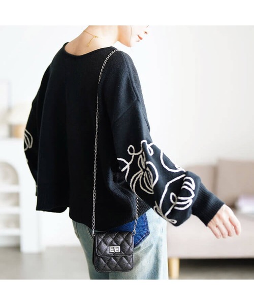 GOLDJAPAN(ゴールドジャパン)の「刺繍ボリュームスリーブクロップドニット【大きいサイズ対応】(ニット/セーター・レディース・ブラック/杢グレー/ネイビー・LL~3L/4L~5L)」の11枚目の写真