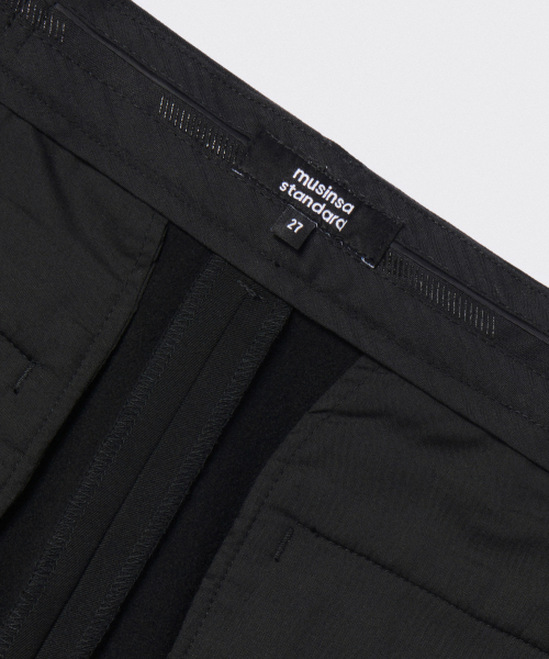 MUSINSA STANDARD WOMAN（ムシンサスタンダードウーマン）の「ウィメンズヘビーウェイト裏起毛ディープタックワイドスラックス[ブラック]（スラックス・レディース・その他・26/27/28/29/34/32/30/31/24/25）」の4枚目の写真
