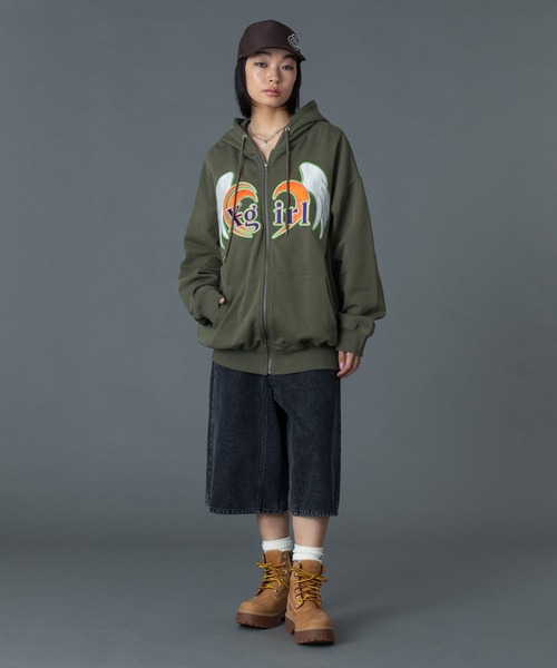 X-girl（エックスガール）の「HEART AND WING ZIP UP SWEAT HOODIE（パーカー・レディース・アッシュ/ブラック/オリーブ・S/M）」の22枚目の写真