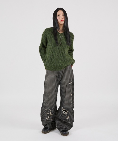 FTW(エフティダブリュー)の「SHAGGY CABLE V NECK KNIT(ニット/セーター・レディース・オフホワイト/カーキ/レッド・MEDIUM/LARGE/SMALL)」の5枚目の写真