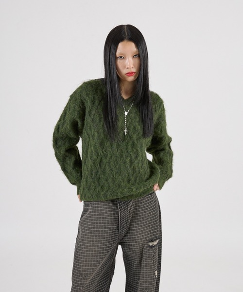 FTW(エフティダブリュー)の「SHAGGY CABLE V NECK KNIT(ニット/セーター・レディース・オフホワイト/カーキ/レッド・MEDIUM/LARGE/SMALL)」の7枚目の写真