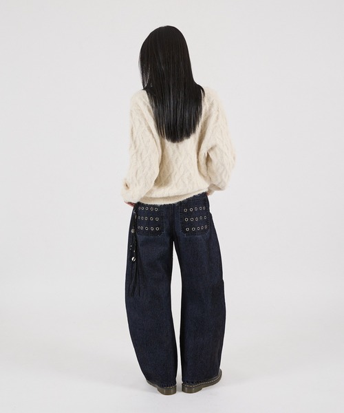 FTW(エフティダブリュー)の「SHAGGY CABLE V NECK KNIT(ニット/セーター・レディース・オフホワイト/カーキ/レッド・MEDIUM/LARGE/SMALL)」の14枚目の写真