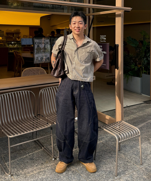 JUAN HOMME(ジュアンオム)の「ツイストデニムパンツ(インディゴワンウォッシュ)(デニムパンツ・メンズ・その他・SMALL/MEDIUM/LARGE)」の20枚目の写真