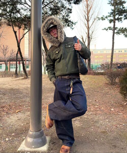 JUAN HOMME(ジュアンオム)の「ツイストデニムパンツ(インディゴワンウォッシュ)(デニムパンツ・メンズ・その他・SMALL/MEDIUM/LARGE)」の7枚目の写真