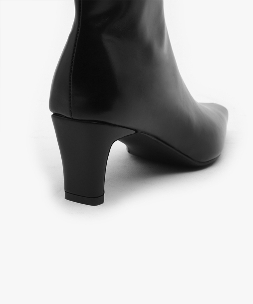 SAPPUN(サプン)の「ブネディーンスクエアアンクルブーツ(6cm)(ブーツ・レディース・ブラック/ダークブラウン・22.5cm/23cm/23.5cm/24cm/24.5cm/25cm/25.5cm)」の6枚目の写真