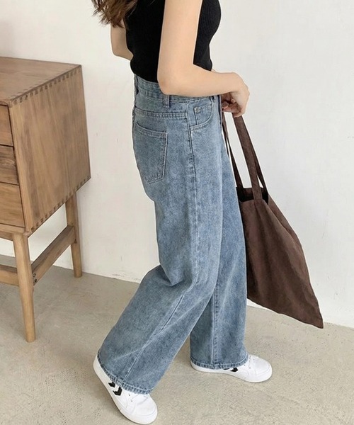 cammie(キャミー)の「ハイウエストストレートデニム(デニムパンツ・レディース・ライトブルー・M/L/LL)」の8枚目の写真
