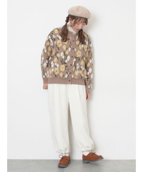 Samansa Mos2（サマンサ モスモス）の「ループ花柄ジャガードニットカーディガン（カーディガン/ボレロ・レディース・キナリ/モカ/グレー/ピンク・F）」の8枚目の写真